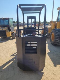 Tow Motor Fork Lift