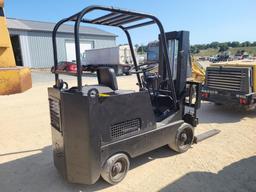 Tow Motor Fork Lift