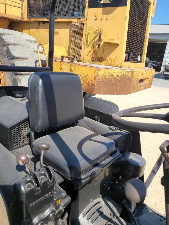 Tow Motor Fork Lift