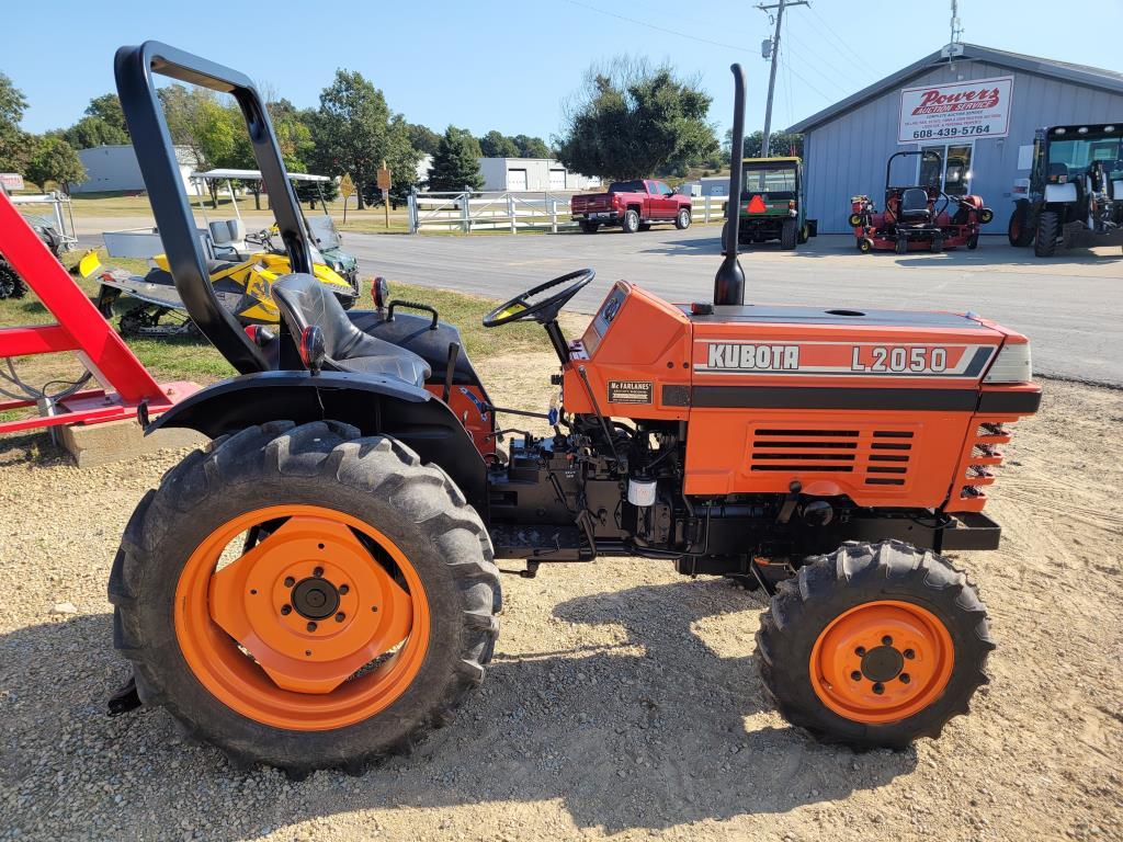 Kubota L2050 Tractor