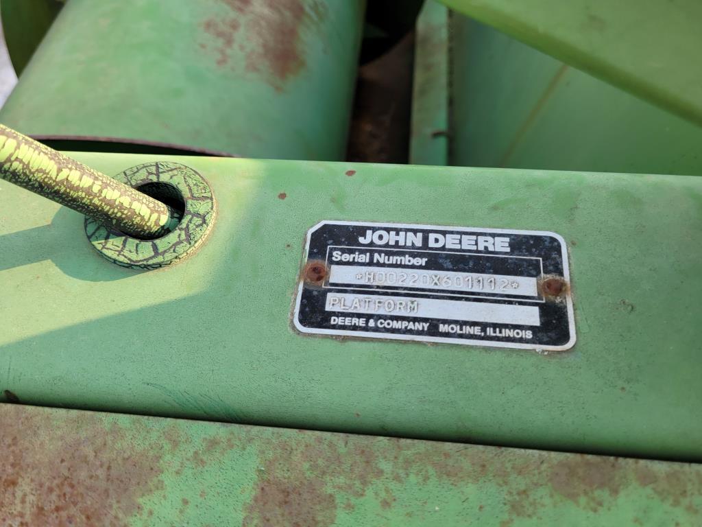 John Deere 920 Bean Head