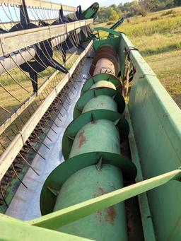 John Deere 920 Bean Head