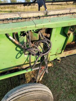 John Deere 920 Bean Head