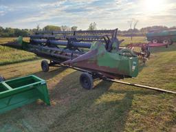 John Deere 920 Bean Head