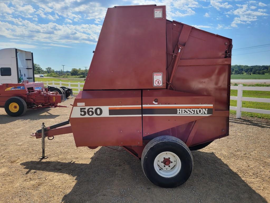 Heston 560 Round Baler