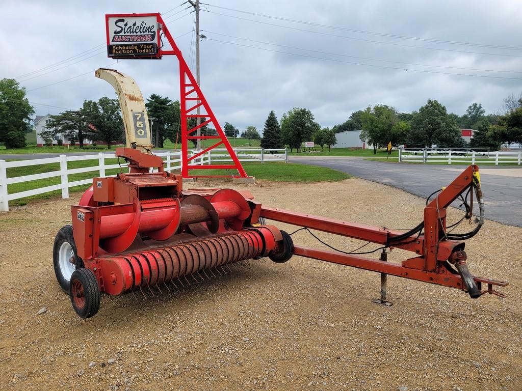 Gehl 750 Forage Chopper