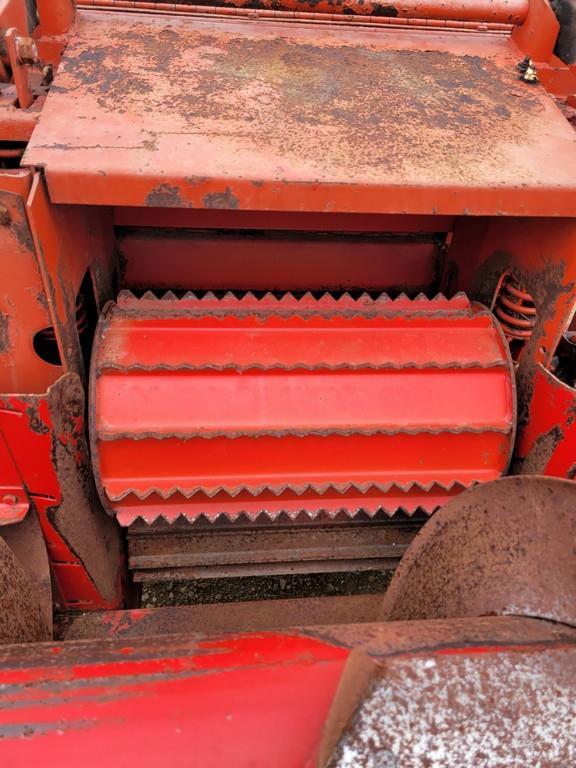 Gehl 750 Forage Chopper