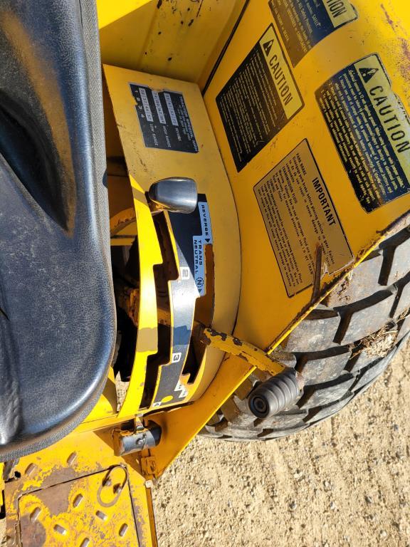 International 2400 Utility Tractor