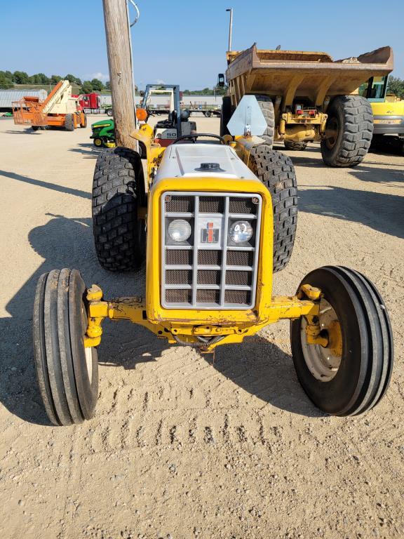 International 2400 Utility Tractor