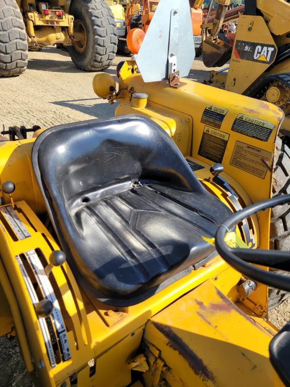 International 2400 Utility Tractor