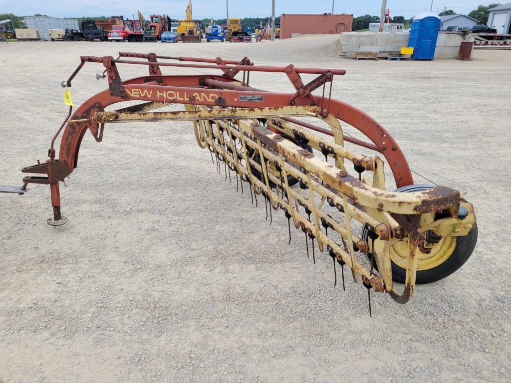 New Holland 256 Hay Rake