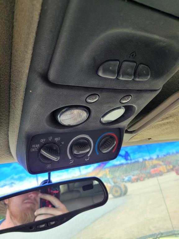1999 Chevy Suburban SUV