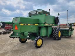 John Deere 4420 Combine & Head