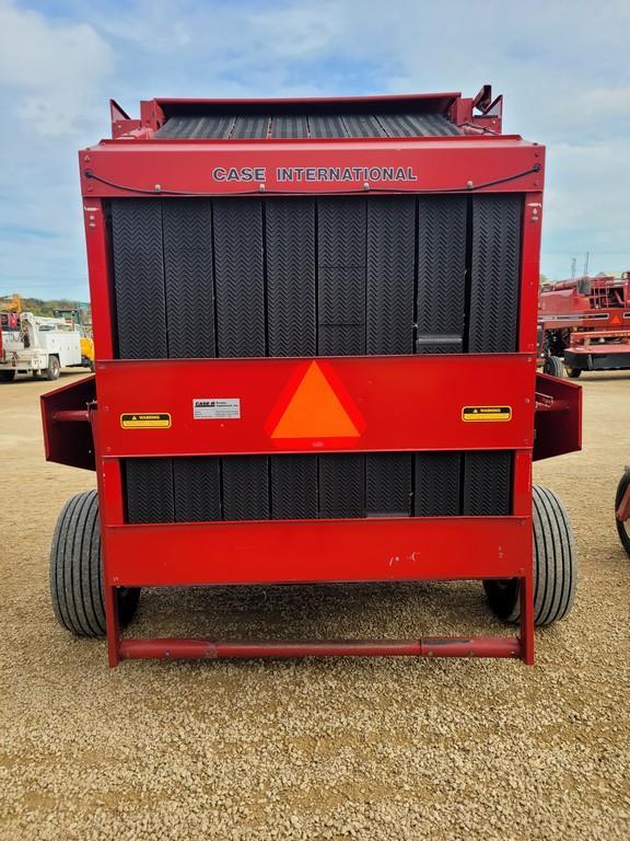 CASE IH 8460 ROUND BALER