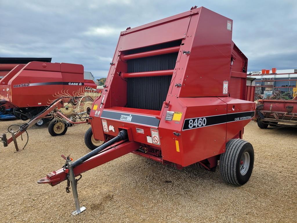 CASE IH 8460 ROUND BALER