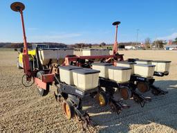 New Idea 4R Planter