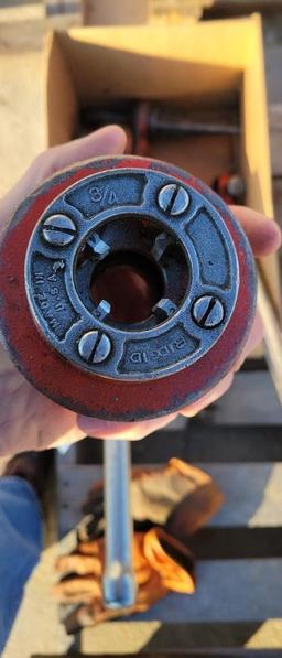 RIGID PIPE THREADING DIES, RATCHET AND REAMER