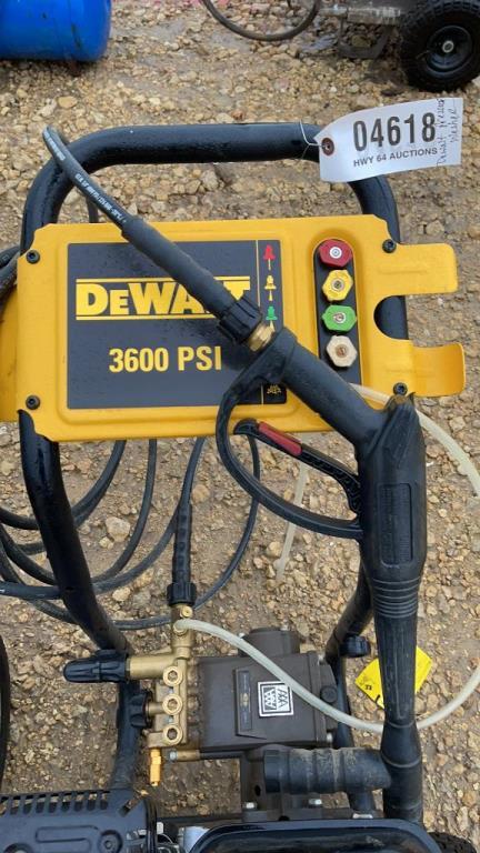 DEWALT PRESSURE WASHER