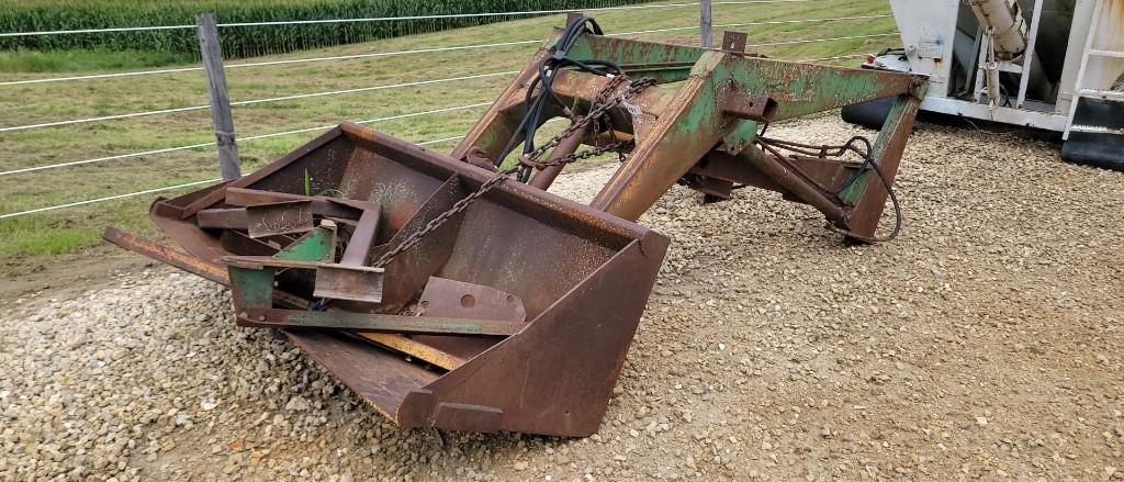 KOYKER K5 LOADER W/ BRACKETS OFF JD 4020