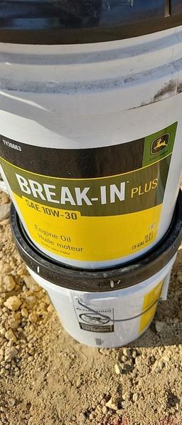 JOHN DEERE 10W-30 BREAK IN OIL - 5 GAL BUCKETS