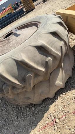 18.4 X 38 HUB MOUNT DUALS