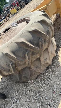 18.4 X 38 HUB MOUNT DUALS