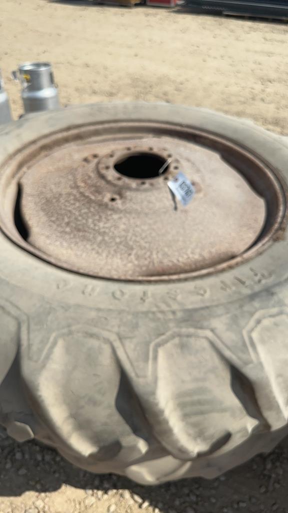 18.4 X 38 HUB MOUNT DUALS