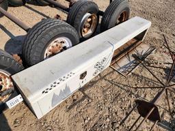 8' TRUCK TOOL BOX