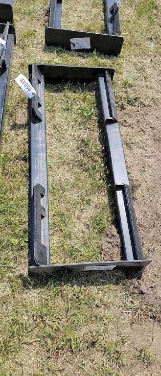 NEW AGT SKID STEER MOUNTING FRAME