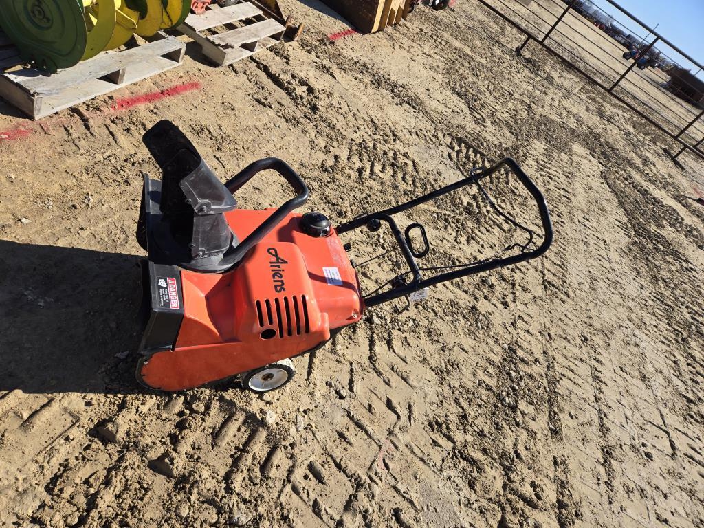 ARIENS 2 STROKE SNOW BLOWER