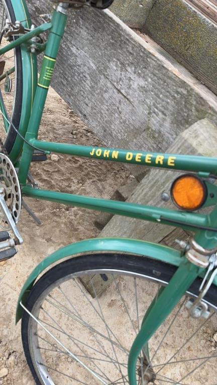 JOHN DEERE BICYCLE