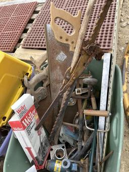 TOTE W/ MISCELLANEOUS SAWS & TOOLS