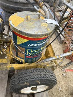 GRACO LINE LAZER 3900 PAINT SPRAYER