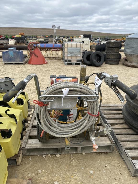 GRACO LINE LAZER 3900 PAINT SPRAYER