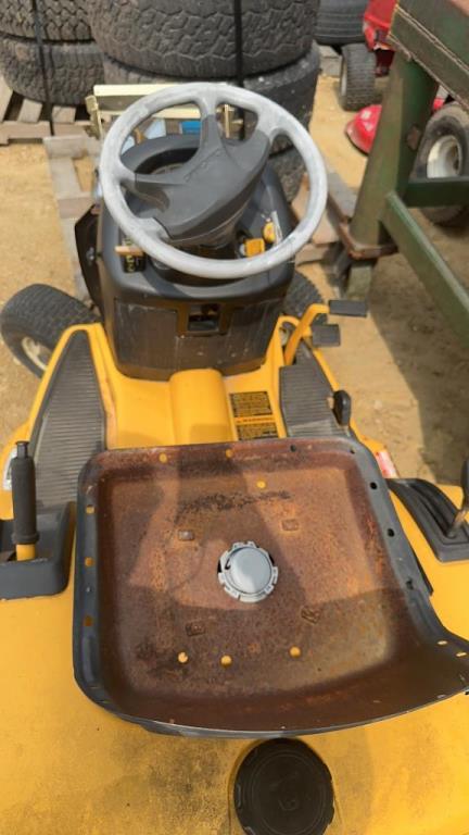 CUB CADET RIDING MOWER