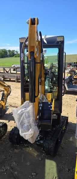AGT H13R EXCAVATOR