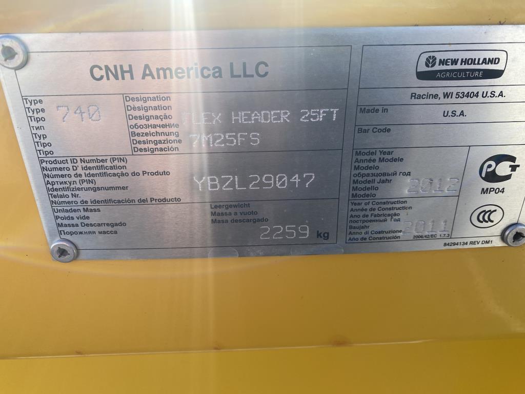 2011 New Holland 740CF-25 Flex Header, 25',