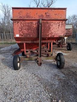 Gravity wagon w/ Oliver running gear