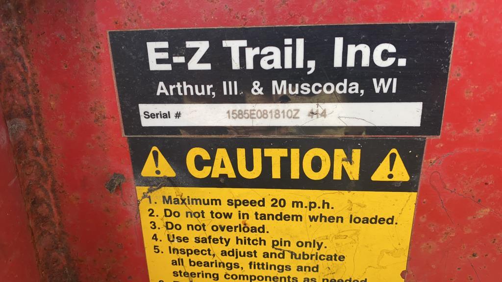 EZ Trail 500-bushel gravity wagon-