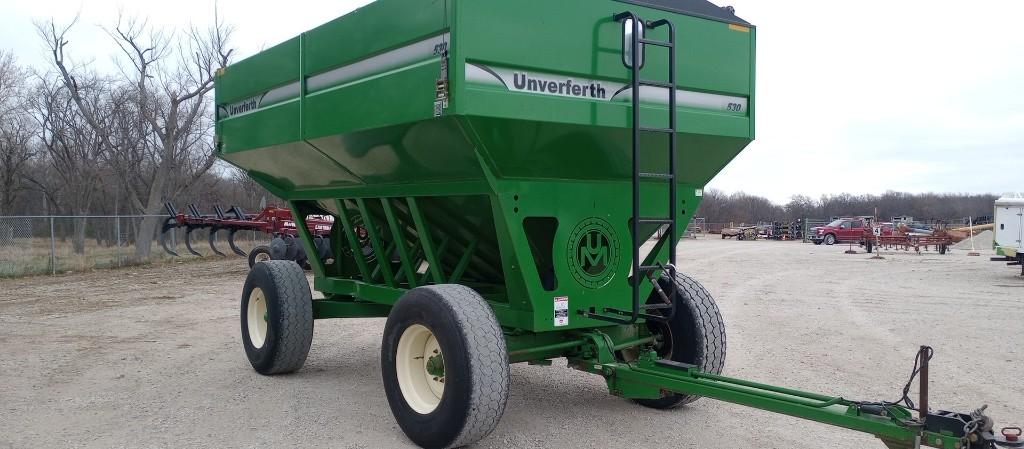 Unverferth 530 Grain Wagon,