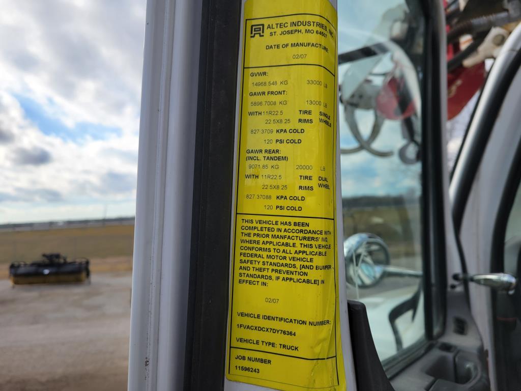 2007 Freightliner Business Class M2 Vut
