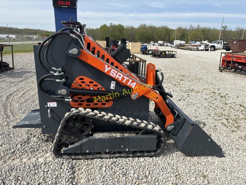 Dingo Mini Skid Steer Loader+