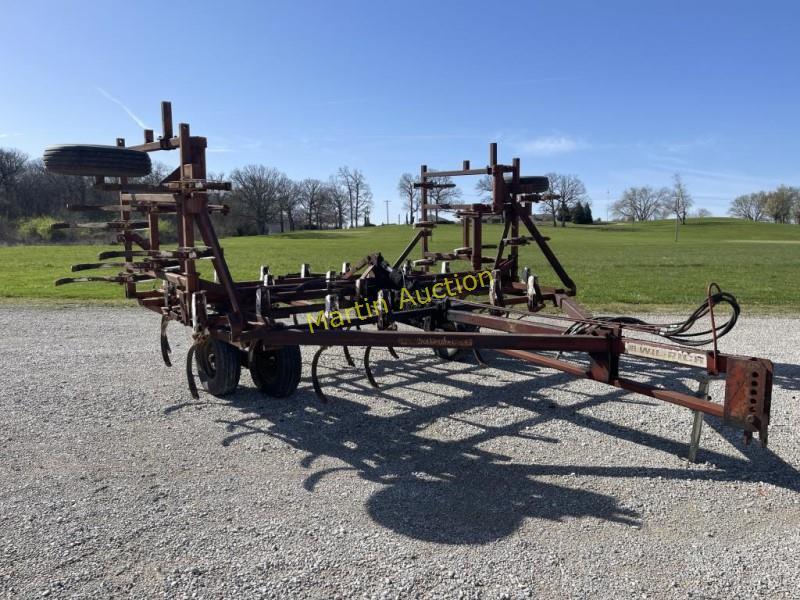 Wil Rich Field Cultivator +