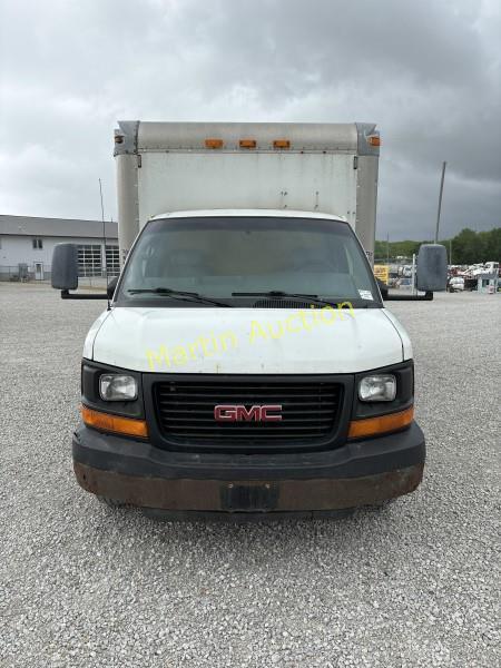 2007 Gmc Savanna G3500 Cutaway Box Van Vut