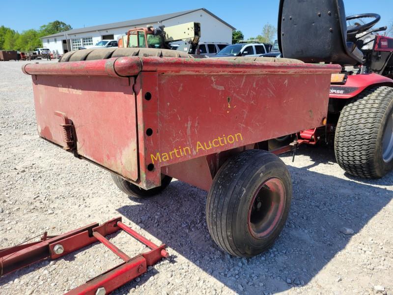 Toro 520H garden tractor w/ Toro Wheel Horse cart