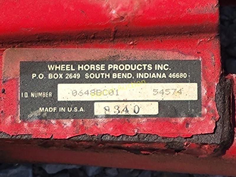 Toro 520H garden tractor w/ Toro Wheel Horse cart