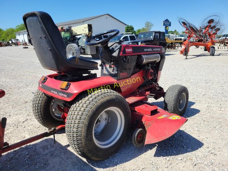 Toro 520H garden tractor w/ Toro Wheel Horse cart