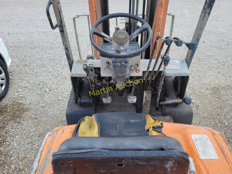 Toyota Fork Lift - 5000#