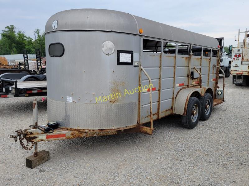 2012 WW 16 Ft Bumper Hitch Livestock Trailer VUT