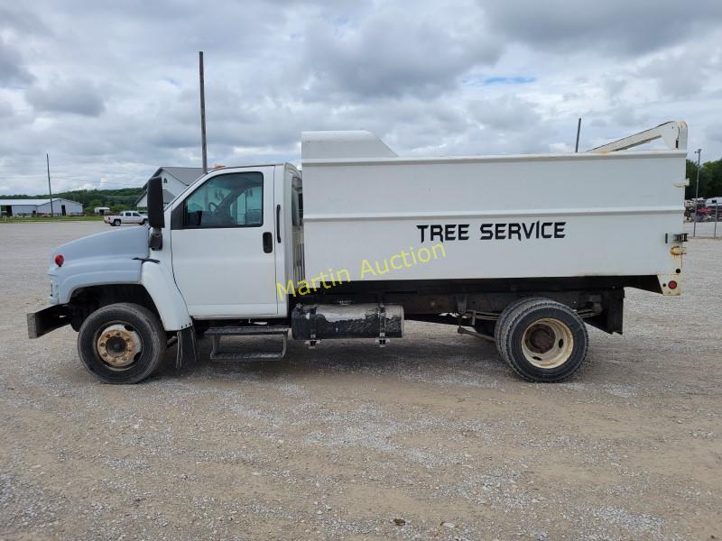 2004 GMC C550 C5C042 VUT